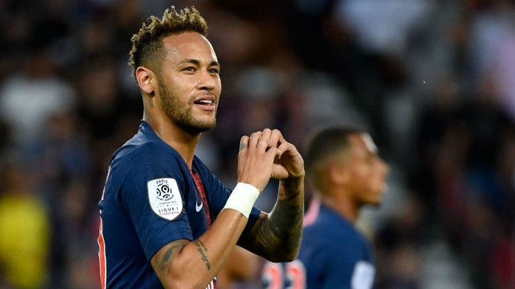 Neymar a acceptat oferta de la Barcelona