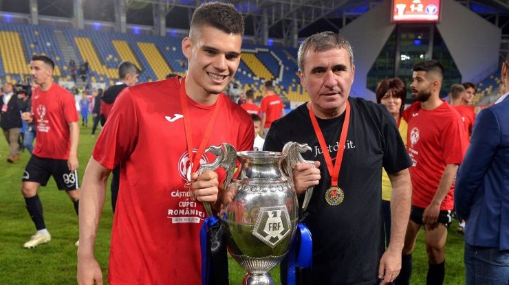 Ianis Hagi la Genk! Gică Hagi a decis unde va juca fiul său 25 Ianis Hagi la Genk! Gică Hagi a decis unde va juca fiul său
