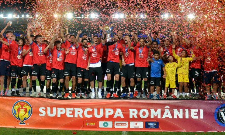 Hagi a făcut scandal monstru la Supercupa României