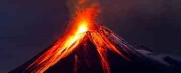 Vulcanul Stromboli a erupt! Un turist și-a pierdut viața