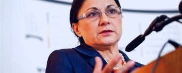Reacția Ecaterinei Andronescu după ce a fost DEMISĂ din funcția de ministru al Educației