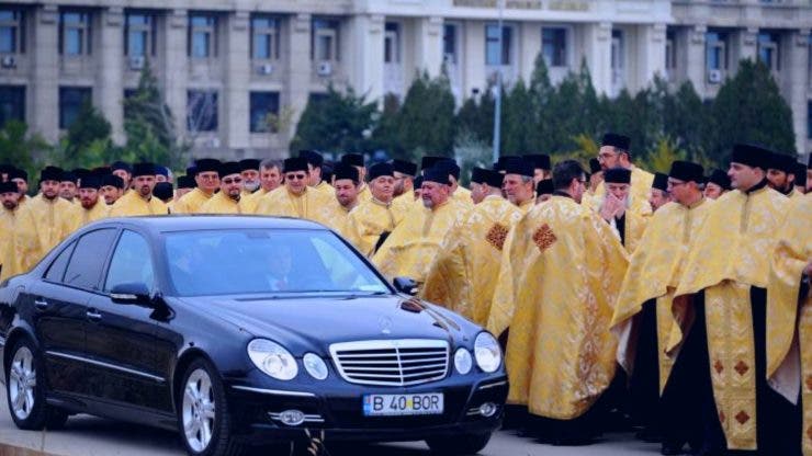 Mașinile Patriarhiei Române nu vor plăti taxa pentru mașinile Euro 3