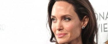 Angelina Jolie a rămas doar o umbră a divei sexy de altă dată