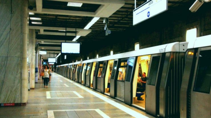 Anunț Metrorex: Elevii și studenții vor avea mai multe casierii la metrou