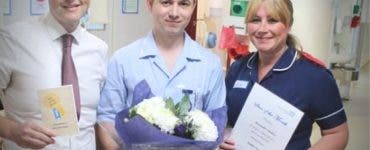 Un asistent din România, a fost premiat în Marea Britanie pentru modul în care a îngrijit un pacient