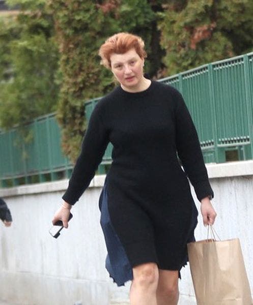 așa arată acum fiica cea mare a lui Traian Băsescu