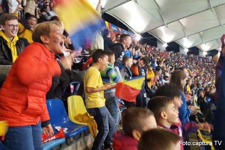 30.000 de copii au cântat imnul României