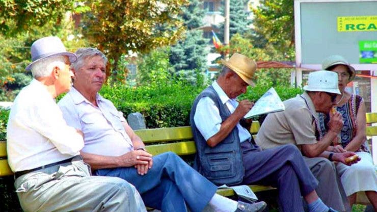 Românii vor putea ieși la pensie cu 15 ani mai devreme