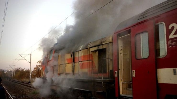 Locomotiva trenului internațional Cluj-Viena a luat foc