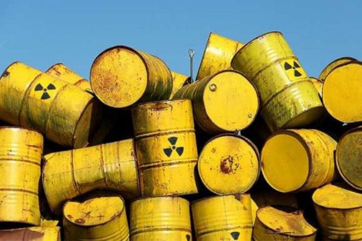 Alertă în Prahova! Un posibil transport de produse radioactive au ajuns la groapa de gunoi