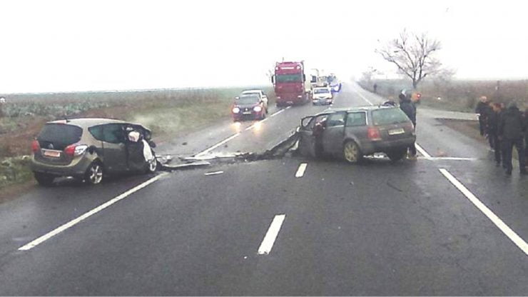 Grav accident în Neamț. Trei persoane au murit 25 Grav accident în Neamț. Trei persoane au murit