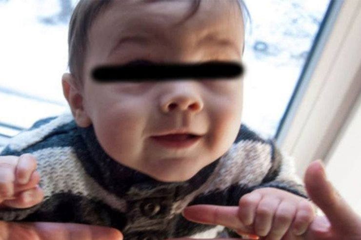 Un copil din Botoșani a fost adus înapoi la orfelinat, la 6 luni de la adopție