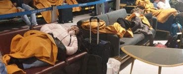 180 de români blocați pe aeroportul din Liege