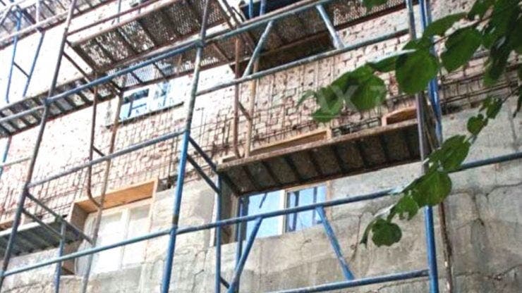 Un muncitor din Otopeni a avut un sfârșit tragic. A căzut de la 10 metri înălțime