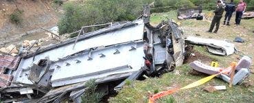 Accident îngrozitor în Tunisia. 24 de persoane au murit după ce un autocar cu turiști a căzut într-o râpă