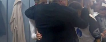 Jucătorii de la Gaz Metan, petrecere