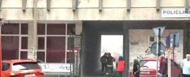 Incendiu izbucnit în centrul Capitalei. Pompierii se luptă cu flăcările