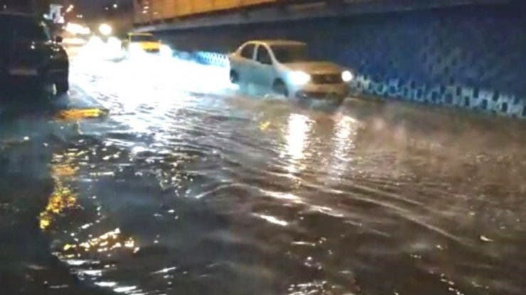 Pasajul Pipera din Capitală a fost inundat. Ce se întâmplă de fapt