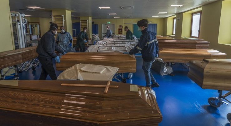 Coronavirus Italia: facturi usturătoare pentru rudele celor incinerați 25