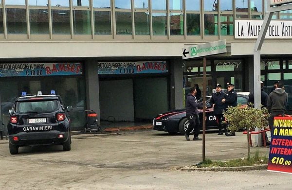 Italia: spălătorii auto deschise, amenzi pentru cine le folosește 26