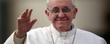 Cine este Papa Francisc, capul Bisericii Catolice. De ce a fost acuzat de erezie de-a lungul timpului