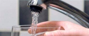 Cum poți să bei apă de la robinet, în București. Ce conține, de fapt
