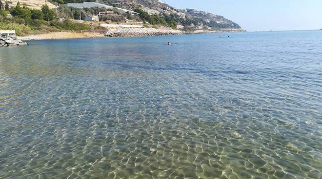 În plină epidemie de coronavirus, italienii pleacă la mare 25