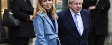 Prima imagine cu fiul lui Borris Johnson. Premierul britanic s-a temut că nu va trăi să își vadă copilul