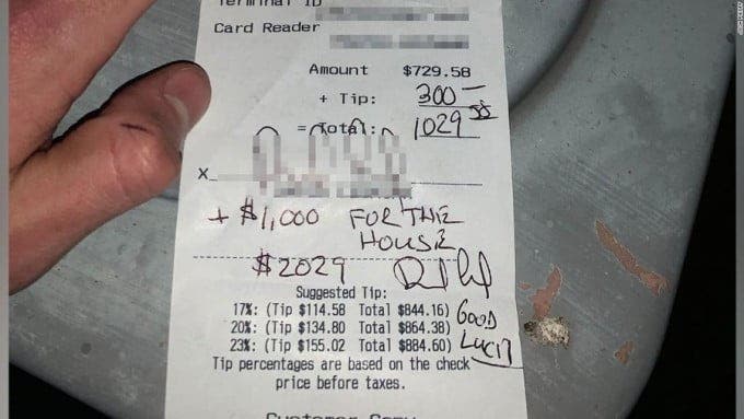 Un bărbat a lăsat 1.3000 de dolari bacșiș la restaurant. De ce a făcut un asemenea gest