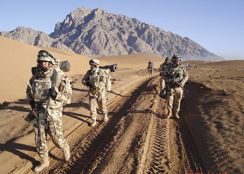 Schimbare majoră într-o țară NATO. Serviciul militar a fost extins de la patru la 11 luni