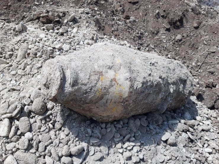 Bomba de 200 de kg descoperită pe un șantier din Ploiești.
