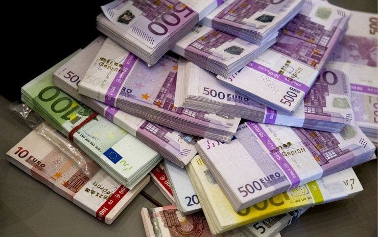 Două românce au moștenit o avere de la un italian bogat. Ce au spus spus rudele bărbatului
