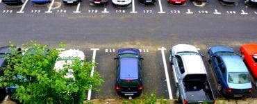 Veste proastă pentru românii care își parchează mașina în fața blocului