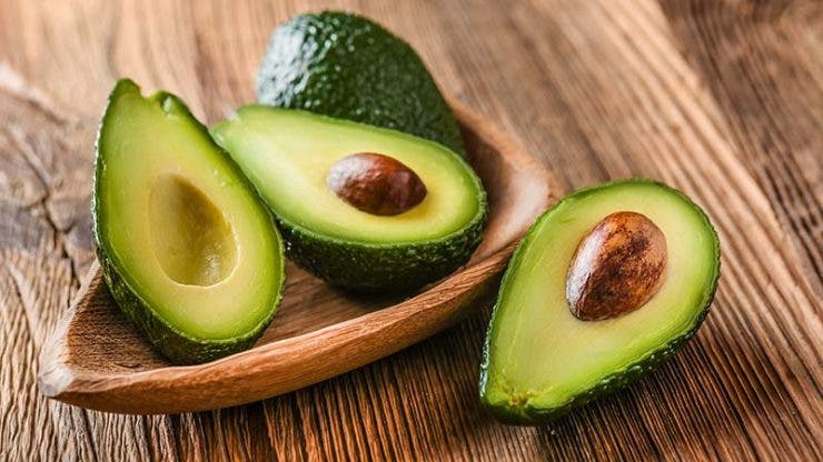 Avocado este cea mai bună alegere pentru o dietă sănătoasă și eficientă. Istoria fructului se scrie din perioada aztecă