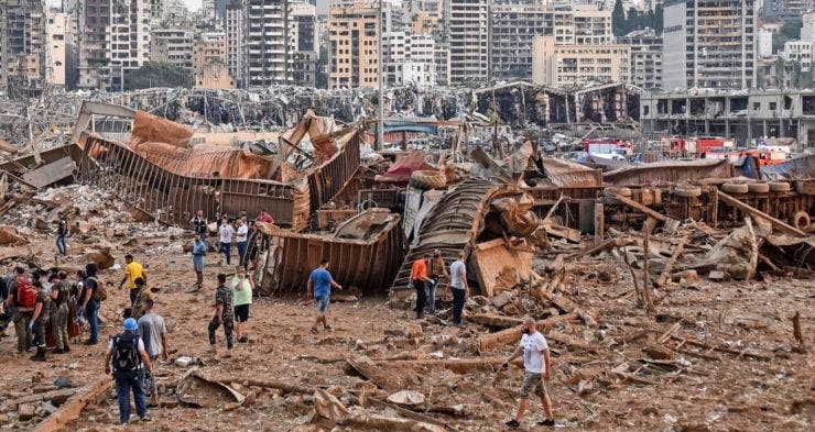Oameni rămași fără case, rezerve de grâne doar pentru o lună și foarte multe decese. Acestea sunt doar câteva dintre dezastrele cauzate de explozia din Beirut