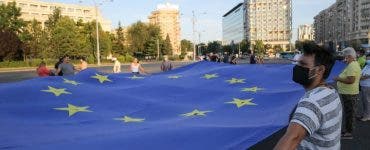Oamenii au comemorat violențele produse la 10 august 2018. Protestatarii cer pedepsirea șefilor Jandarmeriei Române de atunci