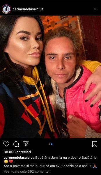 Carmen de la Salciua si Alexandra Bodi