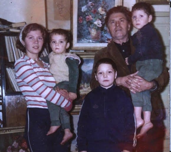Mihai Traistariu si familia sa
