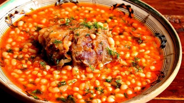 Reţetă ciolan cu fasole