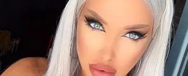 Ce studii are Loredana Chivu