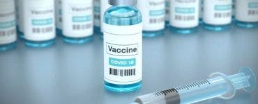 Rușii s-au vaccinat anti-COVID19.