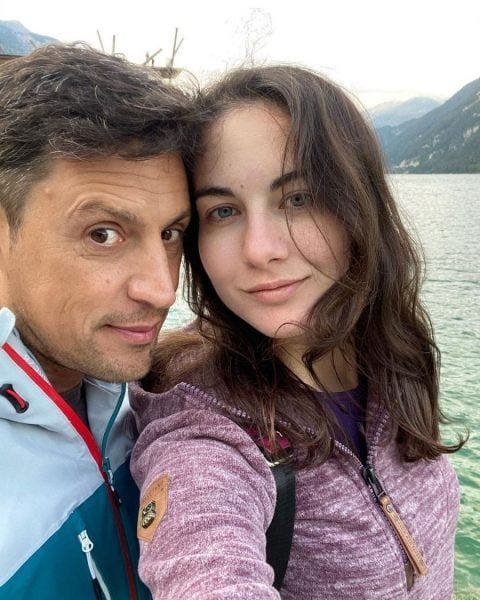 Cum arată iubita lui Daniel Pavel, prezentatorul Survivor România 2021! Marina îl susține necondiționat