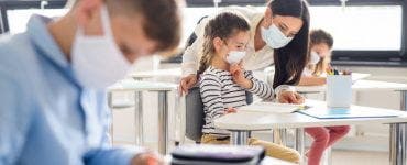 Anul școlar 2021. Elevii vor fi obligați să se vaccineze înainte de redeschiderea școlilor