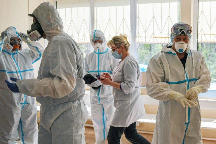 Alertă în România! S-a descoperit prima persoană infectată cu noua tulpină de coronavirus