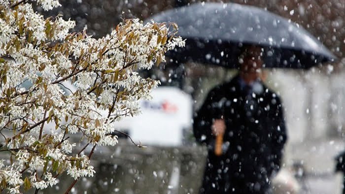 Prognoza meteo ANM 7 ianuarie 2021. Vremea se răcește în toată țara. Cod galben de ninsori și viscol 25 anm