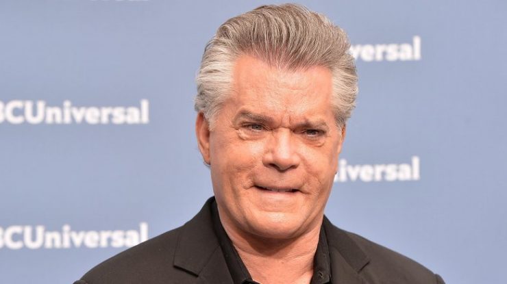 Ray Liotta este desfigurat din cauza operațiilor estetice. Cum arată celebrul actor 28 operatii estetice