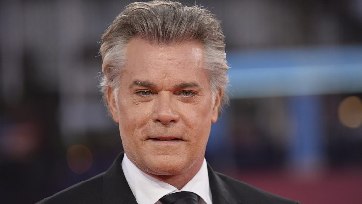 Ray Liotta este desfigurat din cauza operațiilor estetice. Cum arată celebrul actor 27 operatii estetice