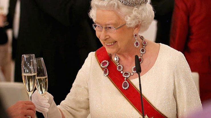 Cum și-a sărbătorit Regina Elisabeta ziua de naștere! Este prima aniversare fără Ducele de Edinburgh
