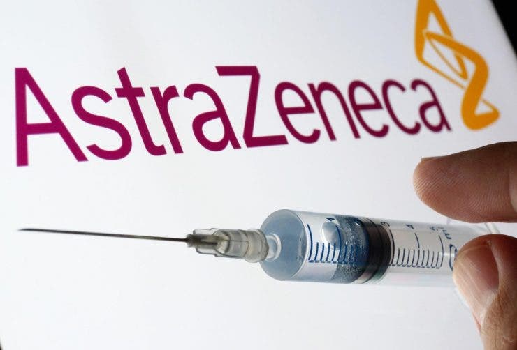 Țări europene care au vaccinat populația cu AstraZeneca iau în calcul folosirea altui vaccin pentru pentru rapel! Ce decizie a luat România