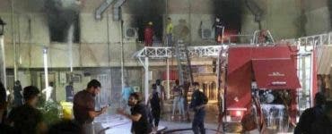 Incendiu puternic într-un spital Covid din Bagdad! Explozia unui rezervor de oxigen a ucis 23 de oameni